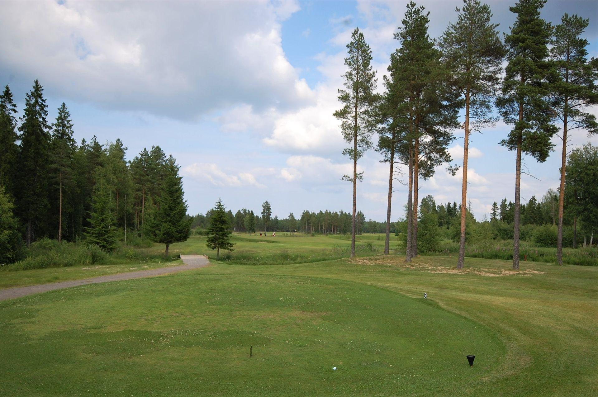 Raahentienoon Golf 1. kuva – Golfpiste Kenttäopas – Suomi