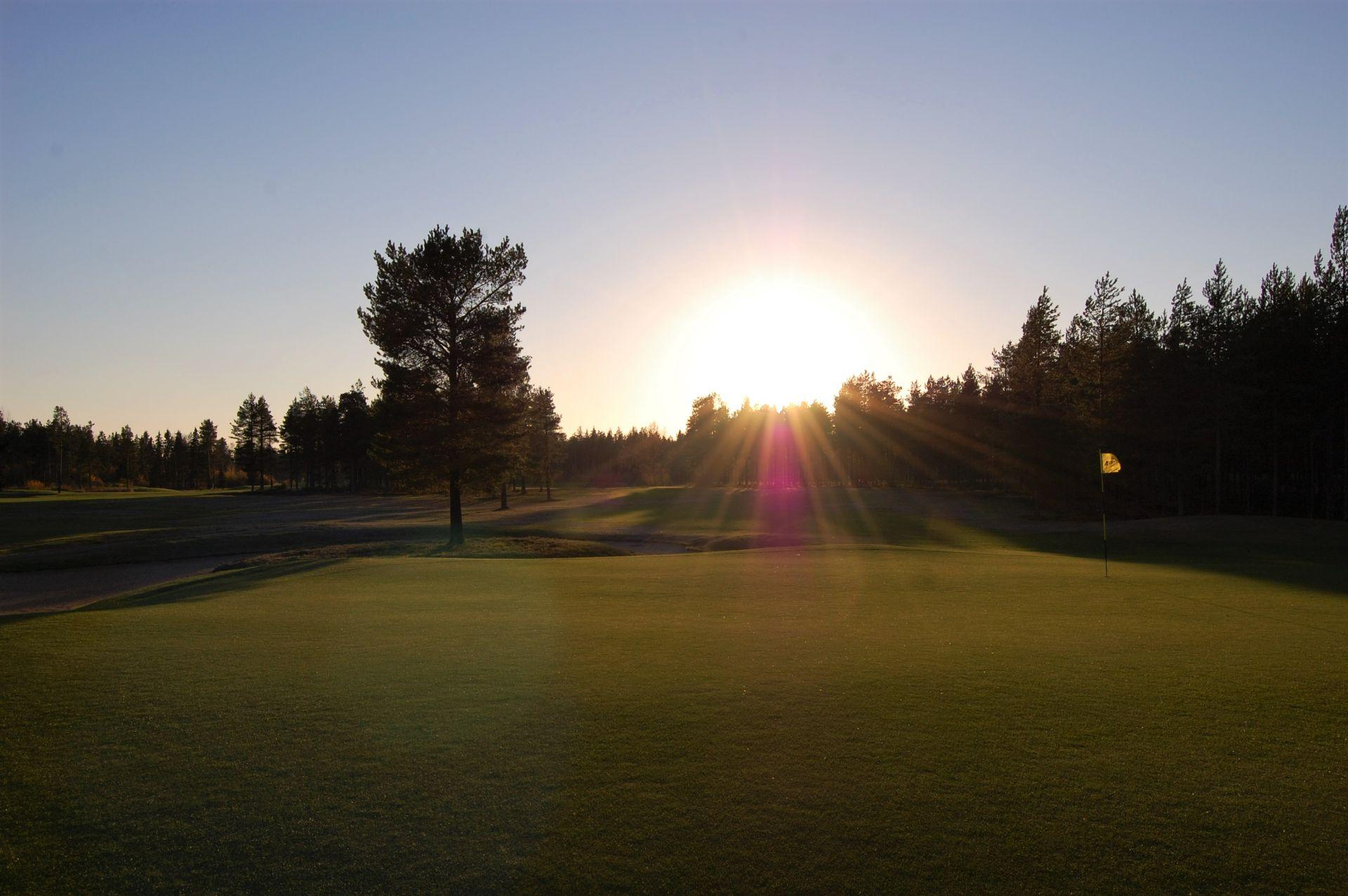 Raahentienoon Golf 5. kuva – Golfpiste Kenttäopas – Suomi