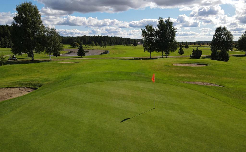 Härmä Golf & Academy 2. kuva – Golfpiste Kenttäopas – Suomi