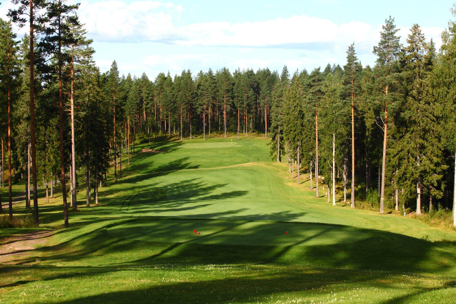 PuulaGolf 4. kuva – Golfpiste Kenttäopas – Suomi