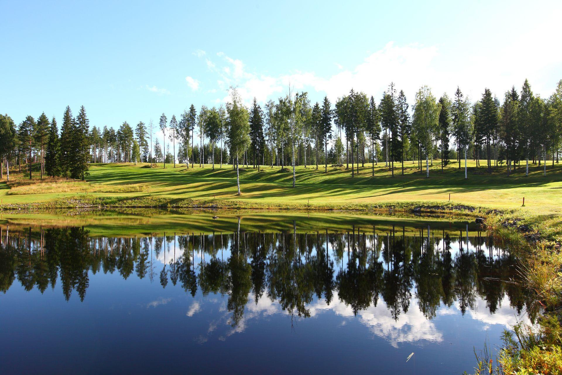 PuulaGolf 5. kuva – Golfpiste Kenttäopas – Suomi