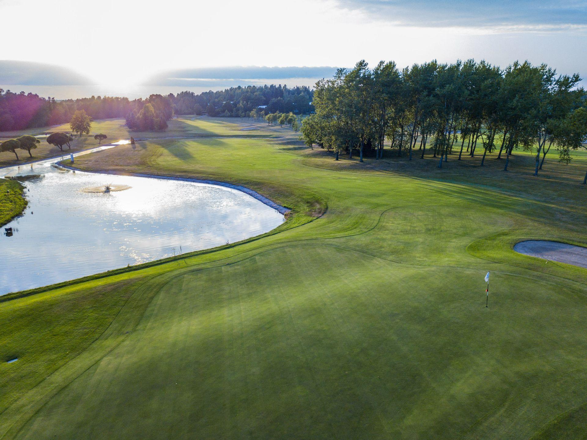 Master Golf Club 4. kuva – Golfpiste Kenttäopas – Suomi