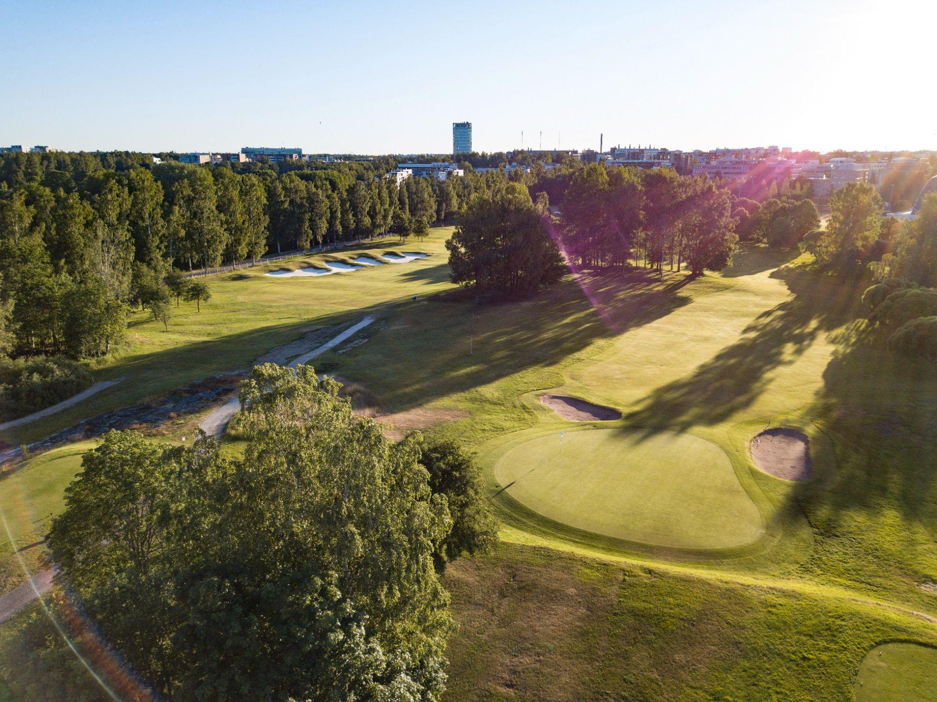 Helsingin Golfklubi 1. kuva – Golfpiste Kenttäopas – Suomi