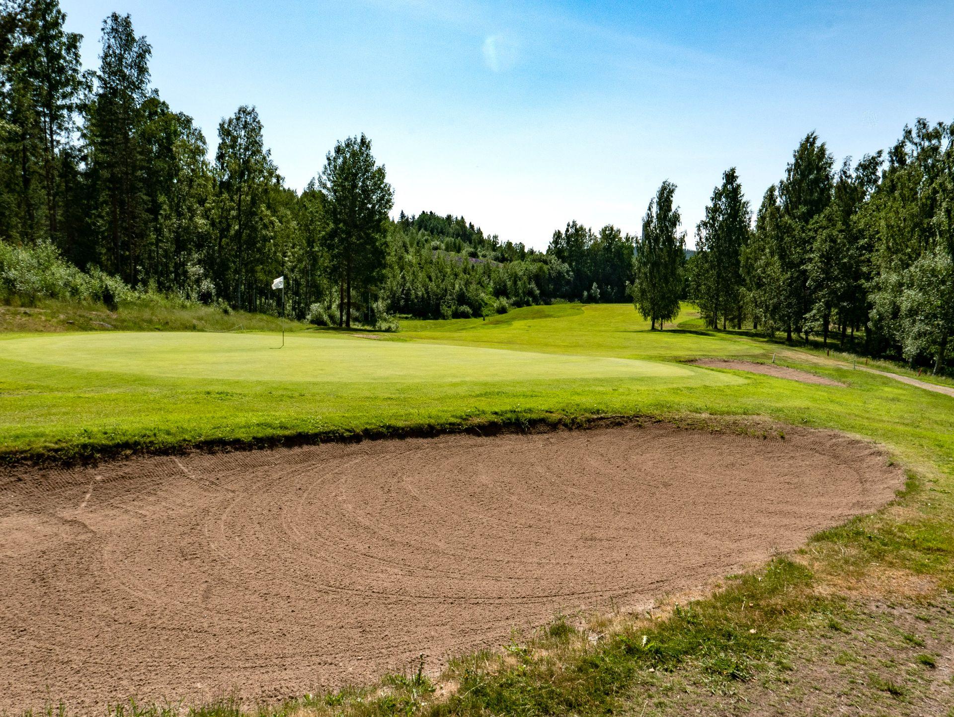 Jyväs-Golf 4. kuva – Golfpiste Kenttäopas – Suomi