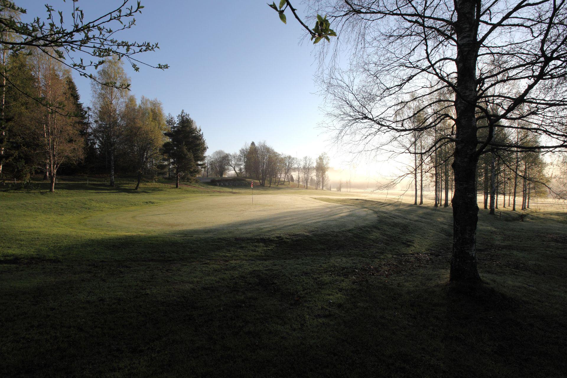 Nurmijärven Golfklubi 5. kuva – Golfpiste Kenttäopas – Suomi