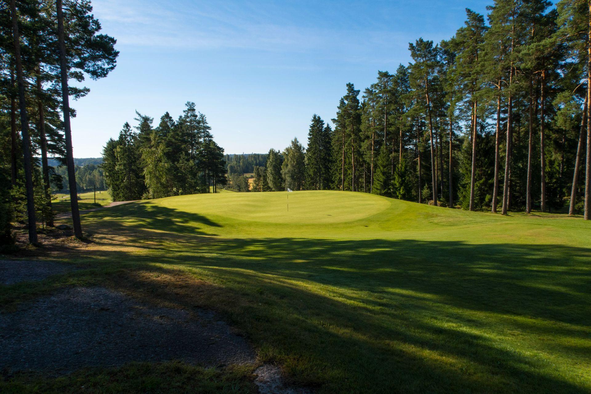 Peuramaa Golf 4. kuva – Golfpiste Kenttäopas – Suomi