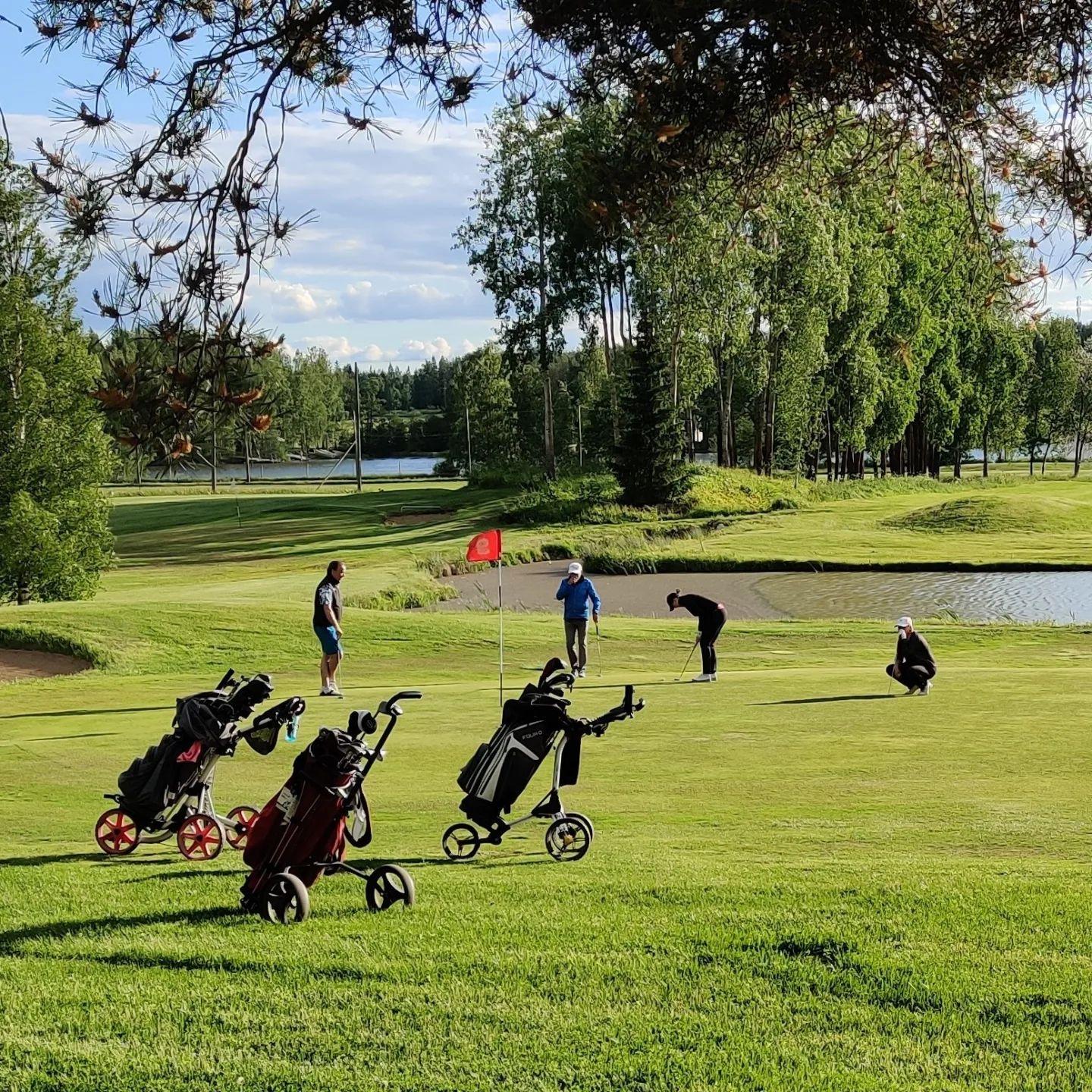 Hiisi-Golf 2. kuva – Golfpiste Kenttäopas – Suomi