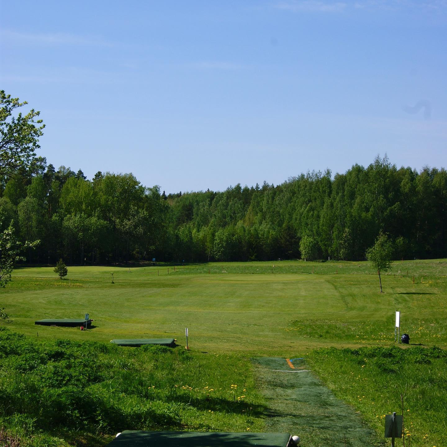 Hirvensalon Golf 2. kuva – Golfpiste Kenttäopas – Suomi