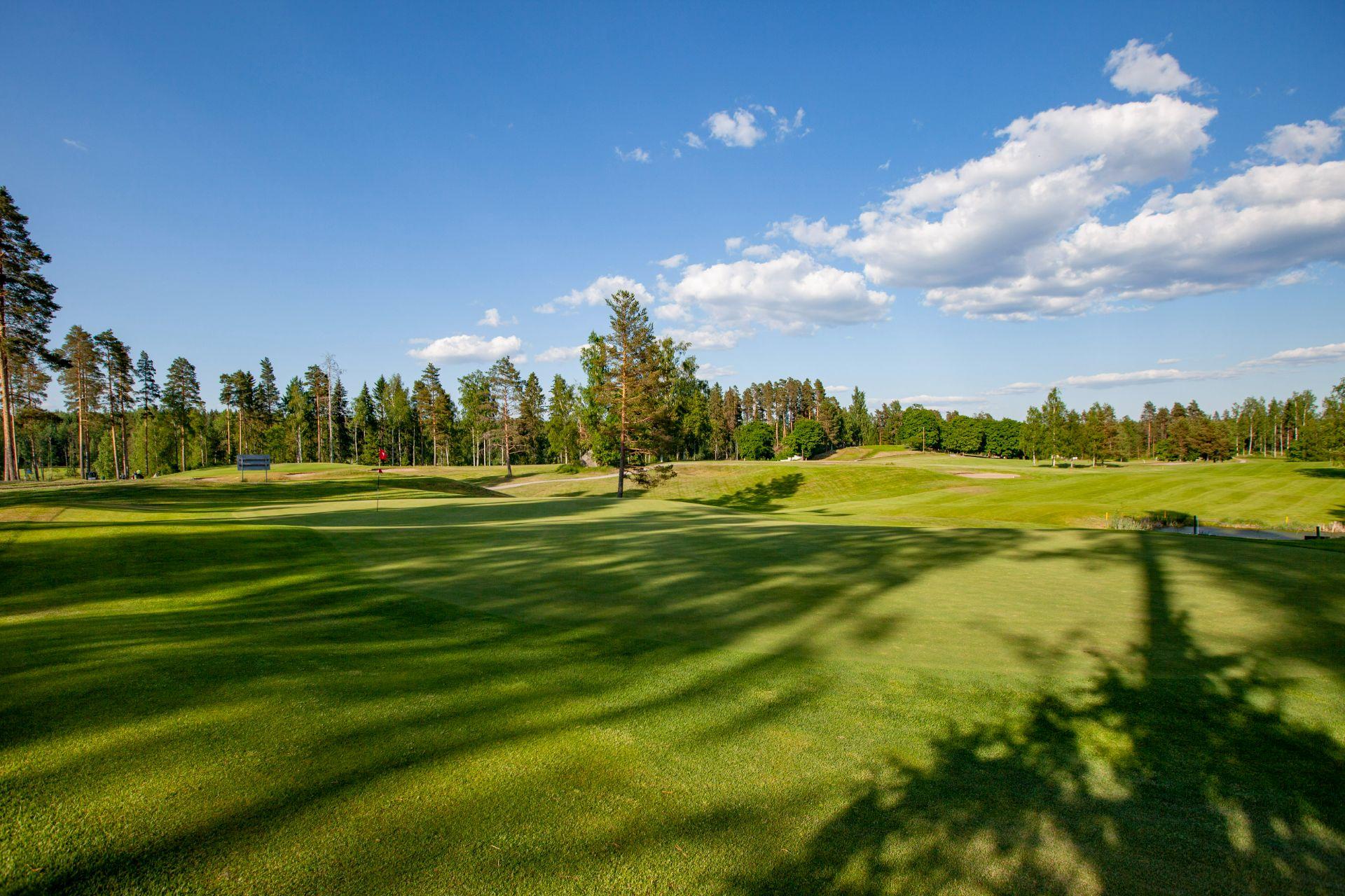 Lahden Golf 2. kuva – Golfpiste Kenttäopas – Suomi